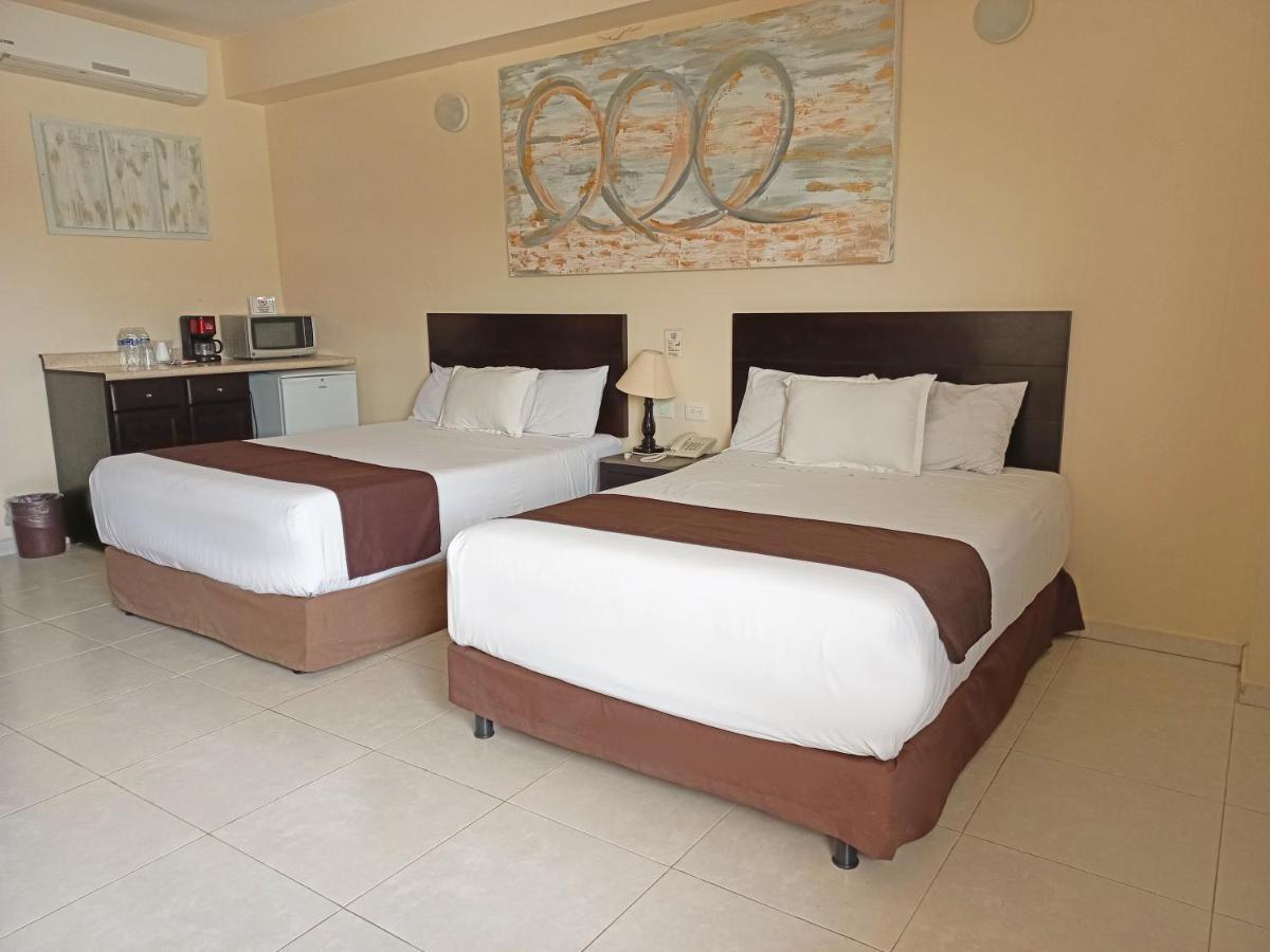 Hotel Villa Margaritas 비야에르모사 외부 사진