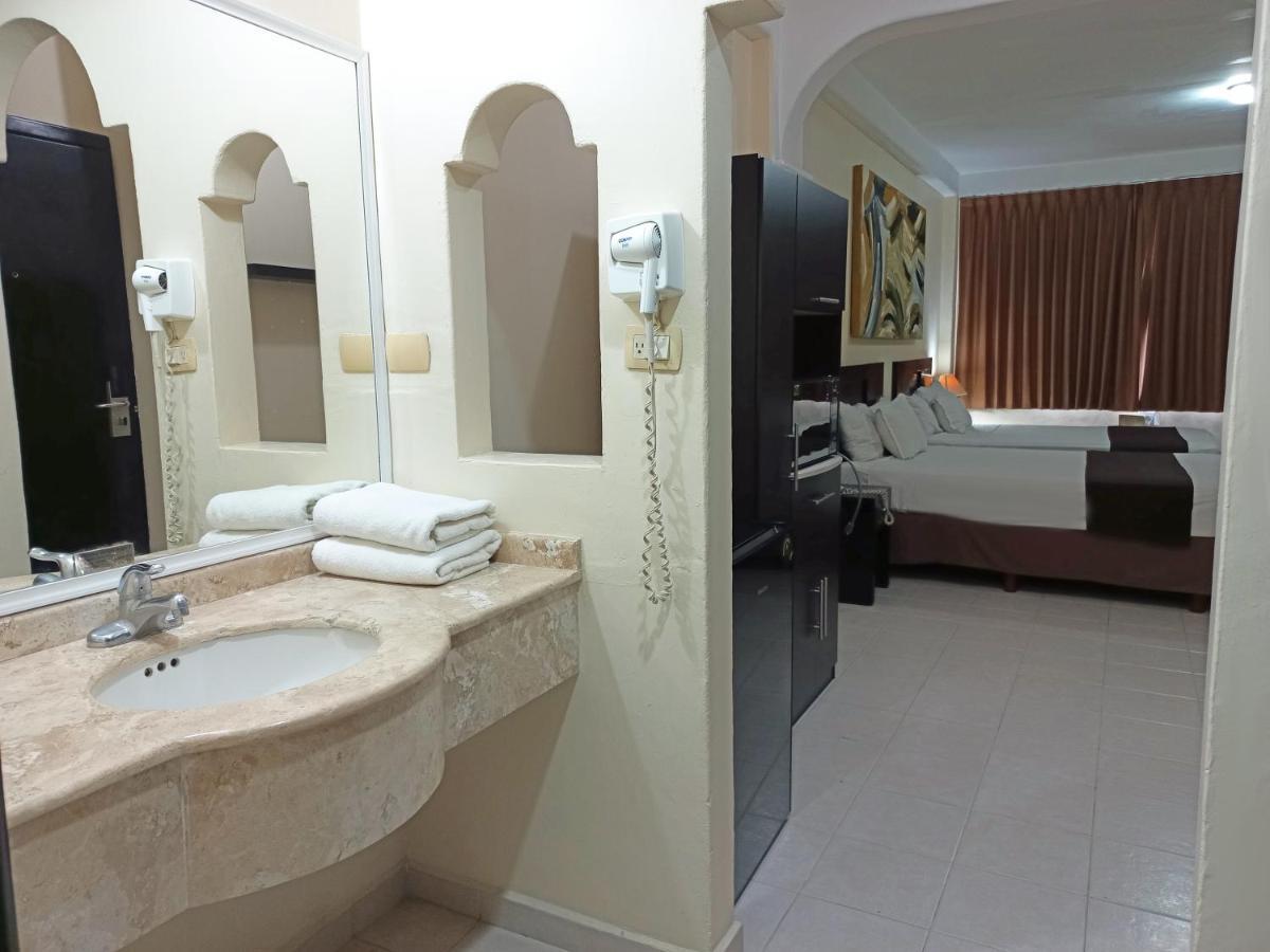 Hotel Villa Margaritas 비야에르모사 외부 사진